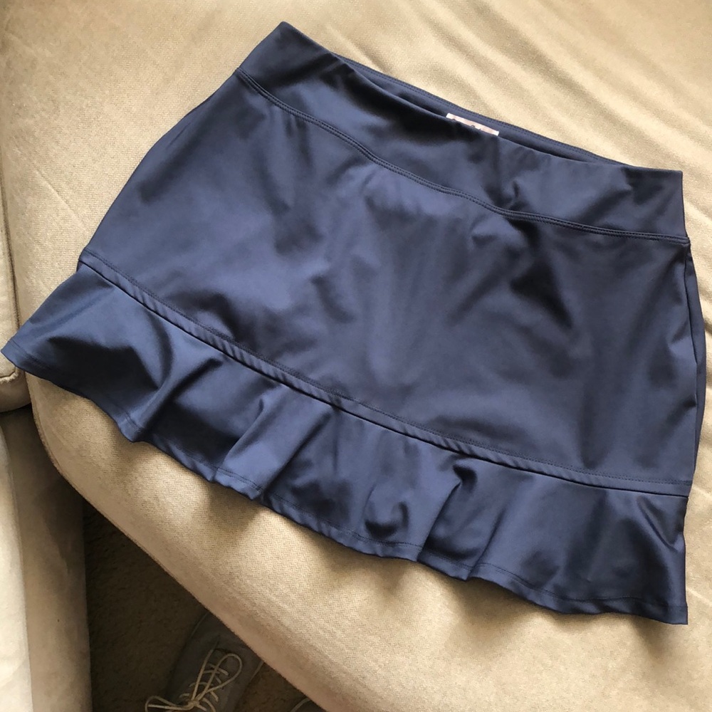 Tommy Bahama blue skort size large